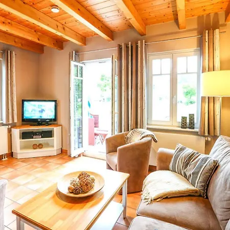 Holiday home Seepferdchen, 24a, Haus Usedom 24a Ostseebad Nienhagen